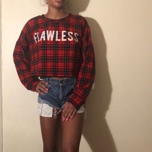 FLAWLESS PLAID CROP TOP